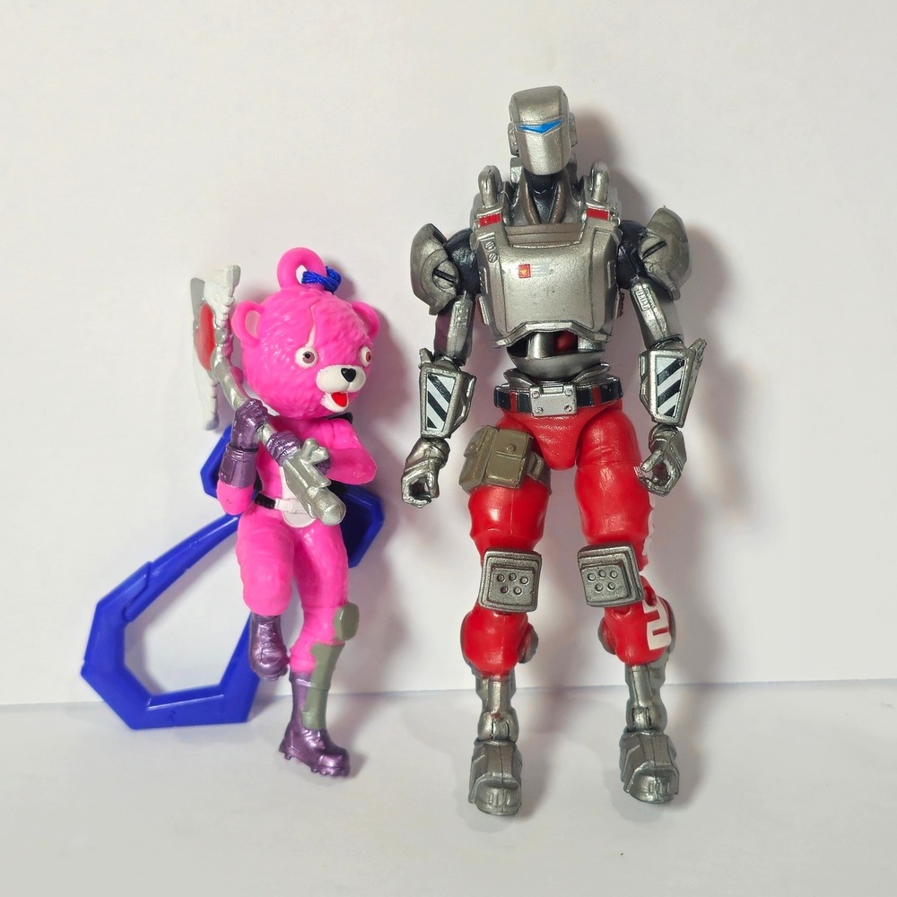 Epic Games Fortnite Action Figure & Chain Kids OS Multicolor Good AIM Bear Lot